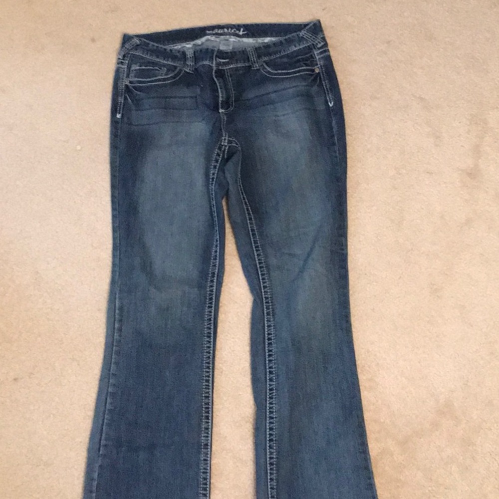 Maurices jeans